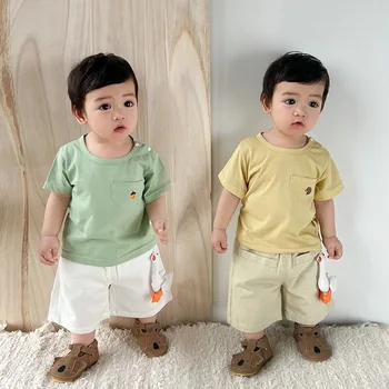 2023 Корейские летние рубашки для маленьких мальчиков с мультяшной вышивкой, топы с карманами на пуговицах, Хлопковые футболки свободного кроя для маленьких мальчиков с эластичным низом